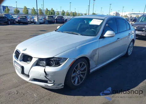 2011 BMW 328I из США, поврежденный, VIN WBAPH7G54BNM56104